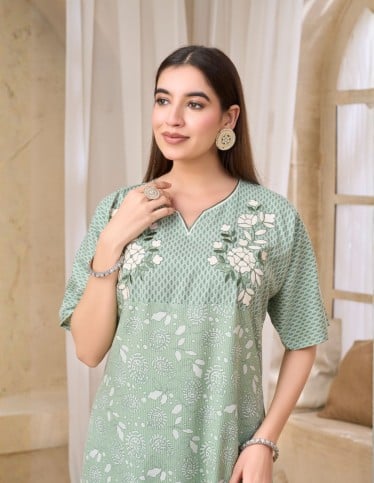 Embroidered Light Green Everyday Jalabiya
