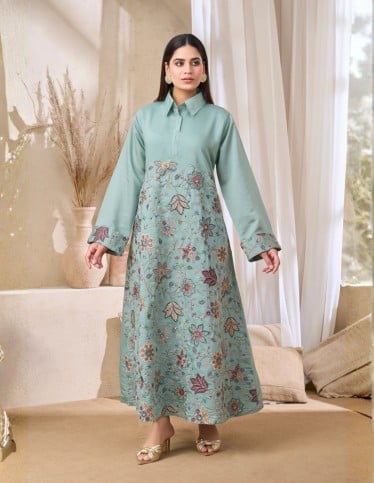 Elegant Embroidered Mint Jalabiya