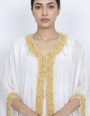 Elegant White Jalabiya with Gold Pearl Embellishments