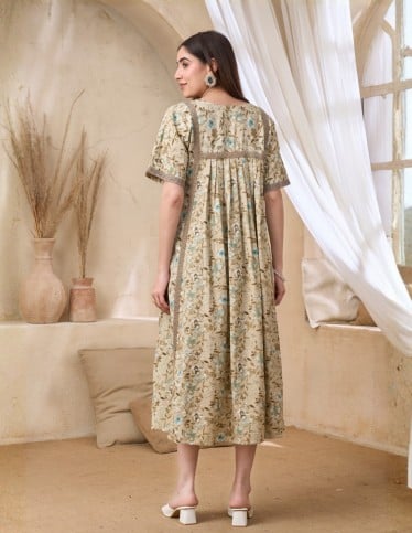 Elegant Floral Midi Jalabiya with Lace Trim