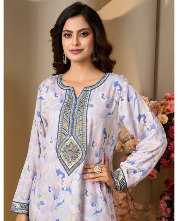 Lavender Dreams Artistic Embroidered Jalabiya