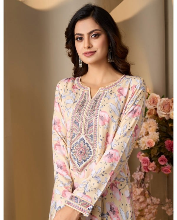 Elegant Cream Floral Embroidered Jalabiya