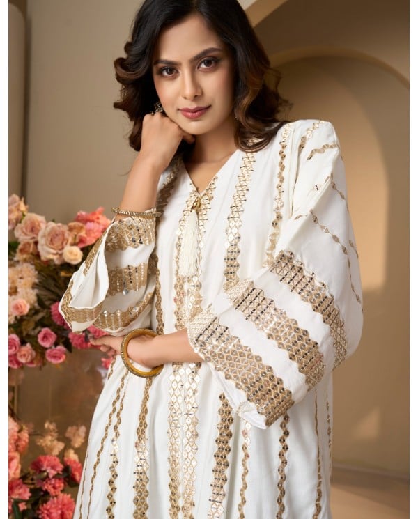 Golden Shimmer V-Neck White Jalabiya