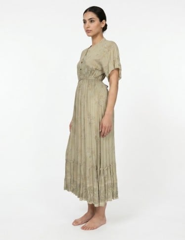 Sage Green Floral Embroidered Jalabiya with Waist Tie