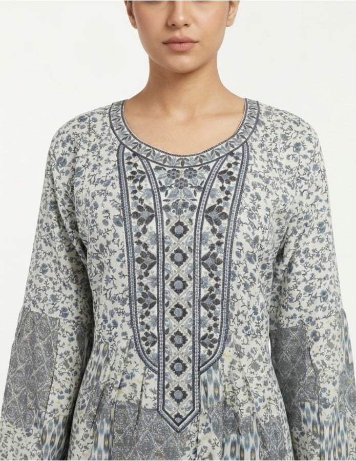 Sophisticated Floral Blue Patterned Jalabiya