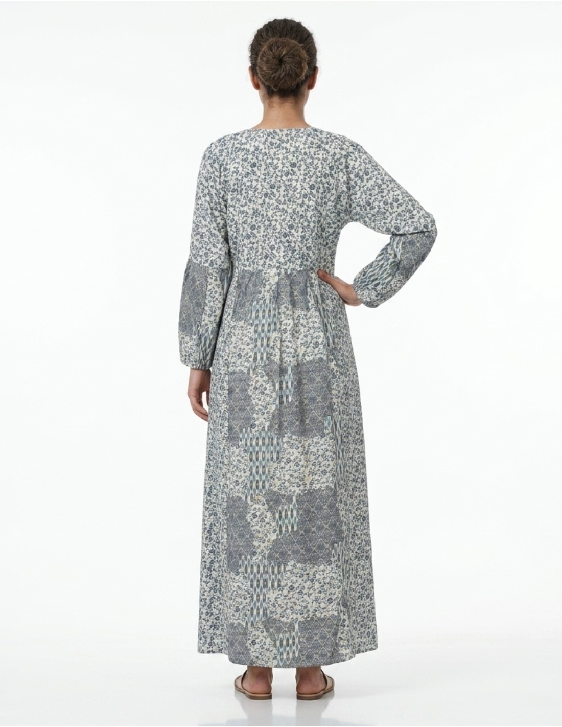Sophisticated Floral Blue Patterned Jalabiya