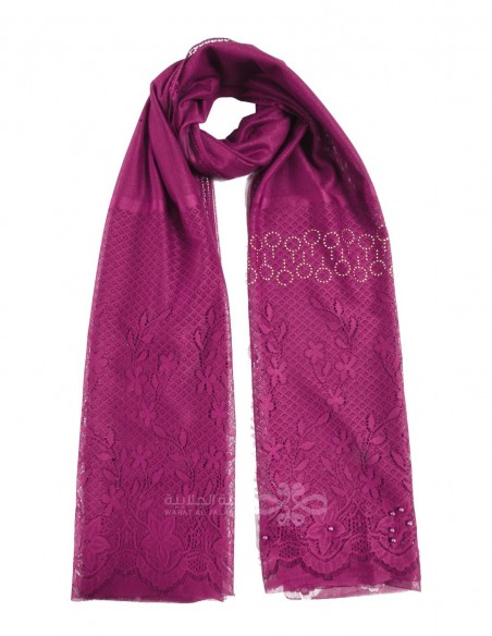 Scarves lace lobes